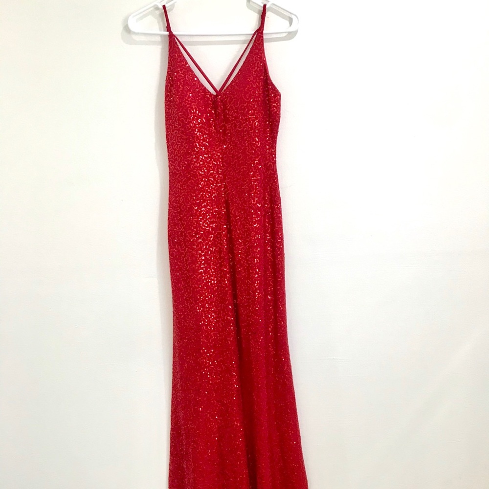 B. Darlin Red Dazzling Dress